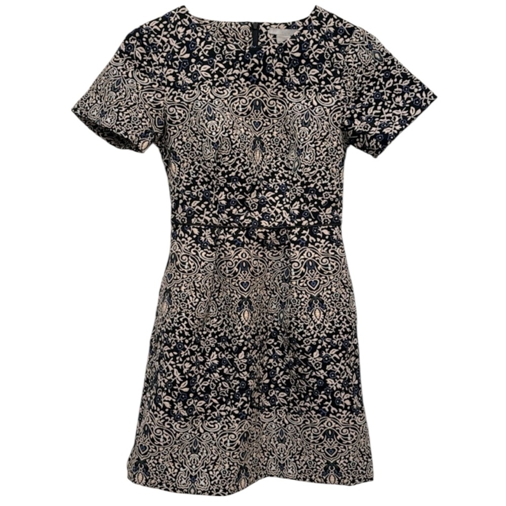 H&M short sleeve floral dress Size 2 white,blue, black pattern.